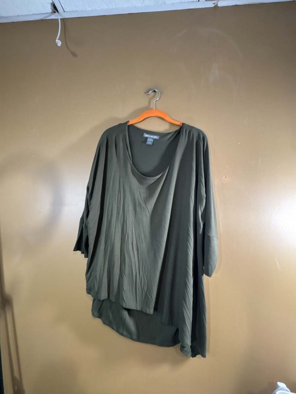 Kate & Mallory Olive Green 3/4 Sleeve Scoop Neck Asymmetric Tunic Top Size 1X